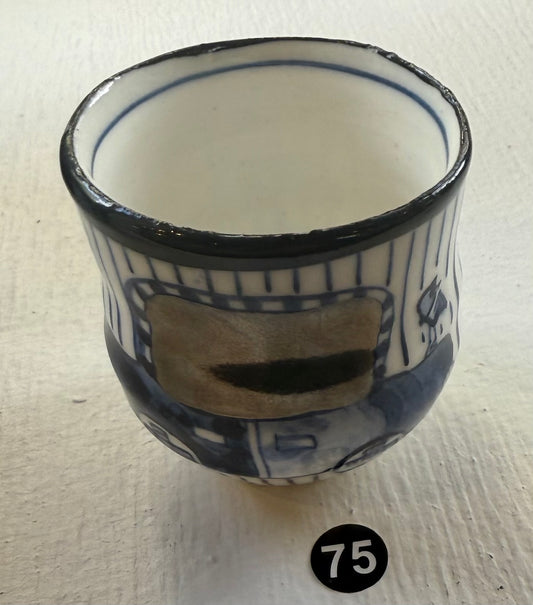 75.Porcelain